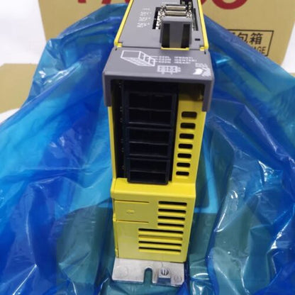 1 قطعة جديد في الصندوق FANUC A06B-6114-H303 محرك سيرفو A06B6114H303 السفينة المعجلة