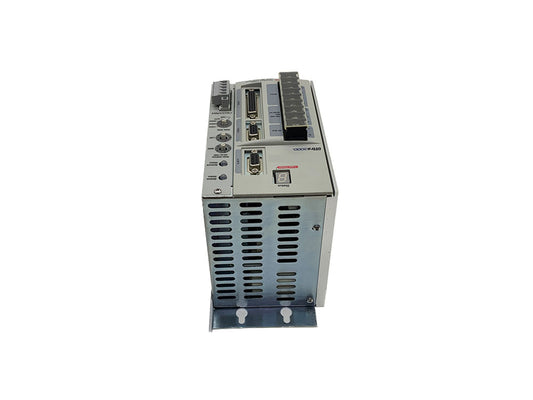 Neu 2098-DSD-005X-DN Servo Drive Ein Jahr Garantie