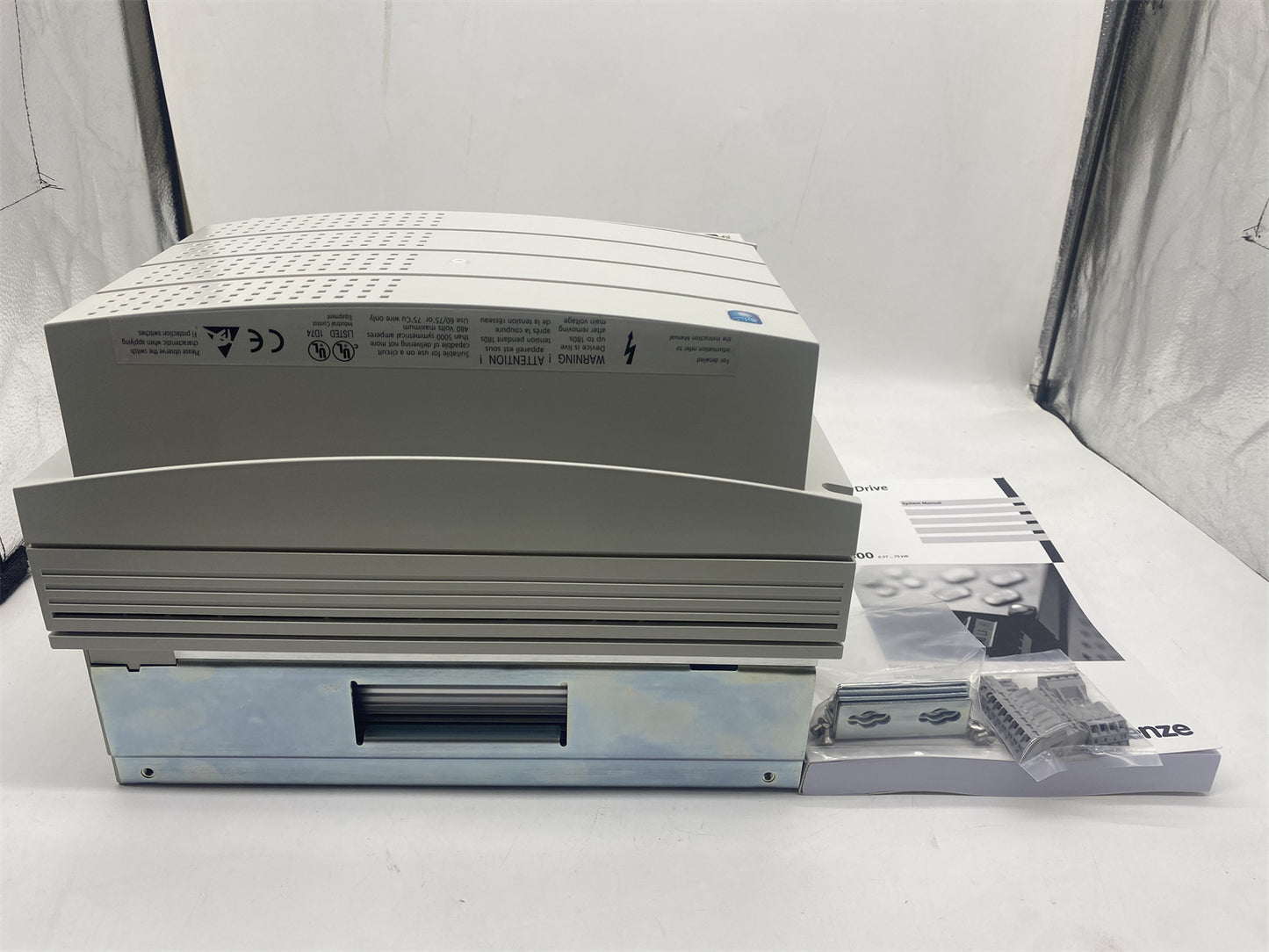 New LENZE EVS9327-ES Inverter