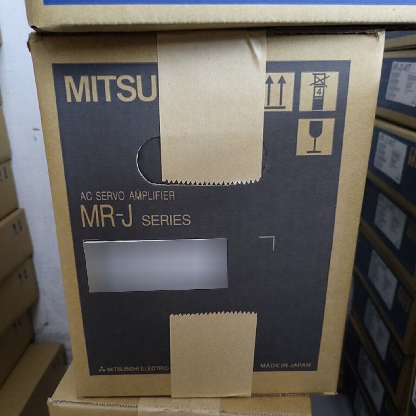 New Mitsubishi MR-J3-500A-LC078 Servo Drive MRJ3500ALC078 DHL Expedited Shipping