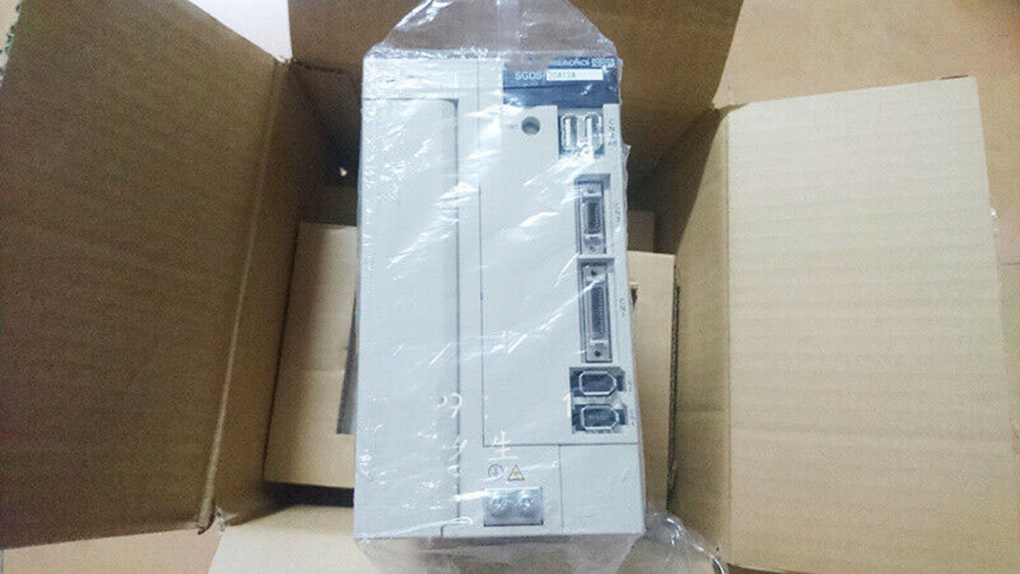 New Yaskawa SGDS-20A12A Servo Drive Fast Ship