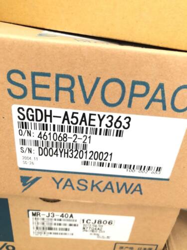 1 STÜCK Neuer Yaskawa SGDH-A5AEY363 Servoantrieb SGDHA5AEY363 Über Fedex/DHL