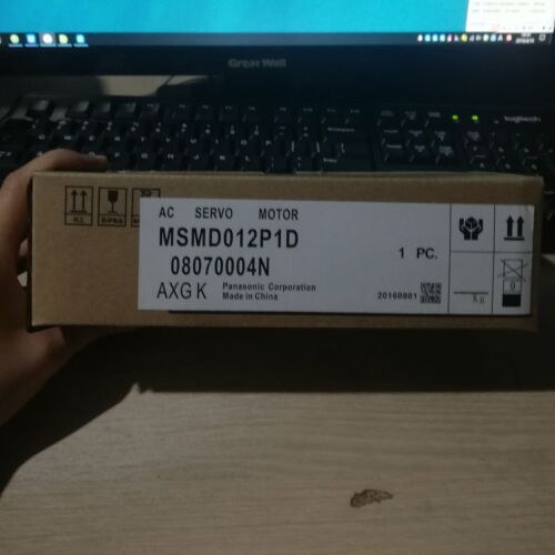 1PC Neu im Karton Panasonic MSMD012P1D Servomotor über DHL/Fedex