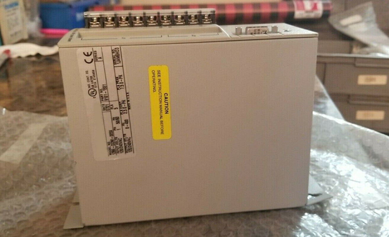 1PC Allen Bradley 2098-DSD-010 Servoverstärker Ultra 3000 DIGITAL 1KW 5/15 AMPERE 100/240 VAC 12/24 VDC Versorgung 50/60 HZ Neues In-Box-Schnellschiff mit einem Jahr Garantie Fedex/DHL/UPS