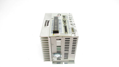 1PC Allen Bradley 2098-DSD-010 Servoverstärker Ultra 3000 DIGITAL 1KW 5/15 AMPERE 100/240 VAC 12/24 VDC Versorgung 50/60 HZ Neues In-Box-Schnellschiff mit einem Jahr Garantie Fedex/DHL/UPS