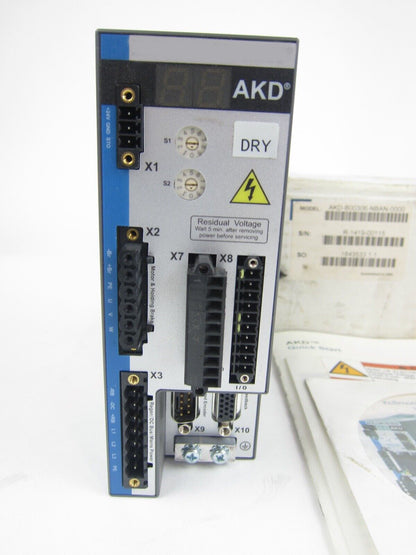 1PC Kollmorgen AKD-T00306-NBAN-0000 AKD-Serie Servoverstärker Neue Lieferung mit einem Jahr Garantie Fedex/DHL/USV