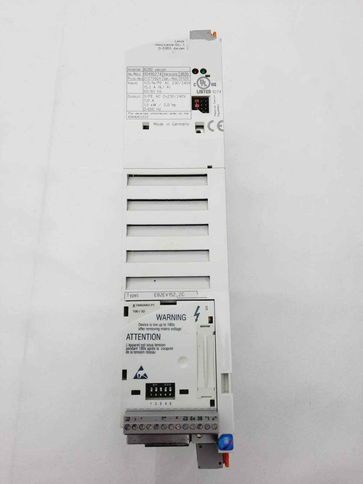 New LENZE E82EV152_2C000 Inverter