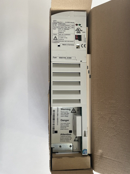 New LENZE E82EV152_4C000 Inverter