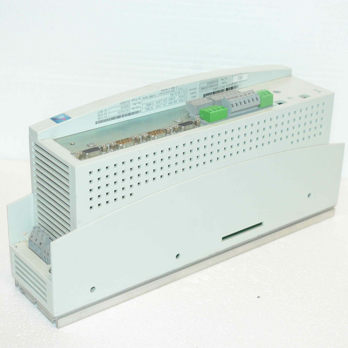 New LENZE EVS9322-CSV003 Inverter