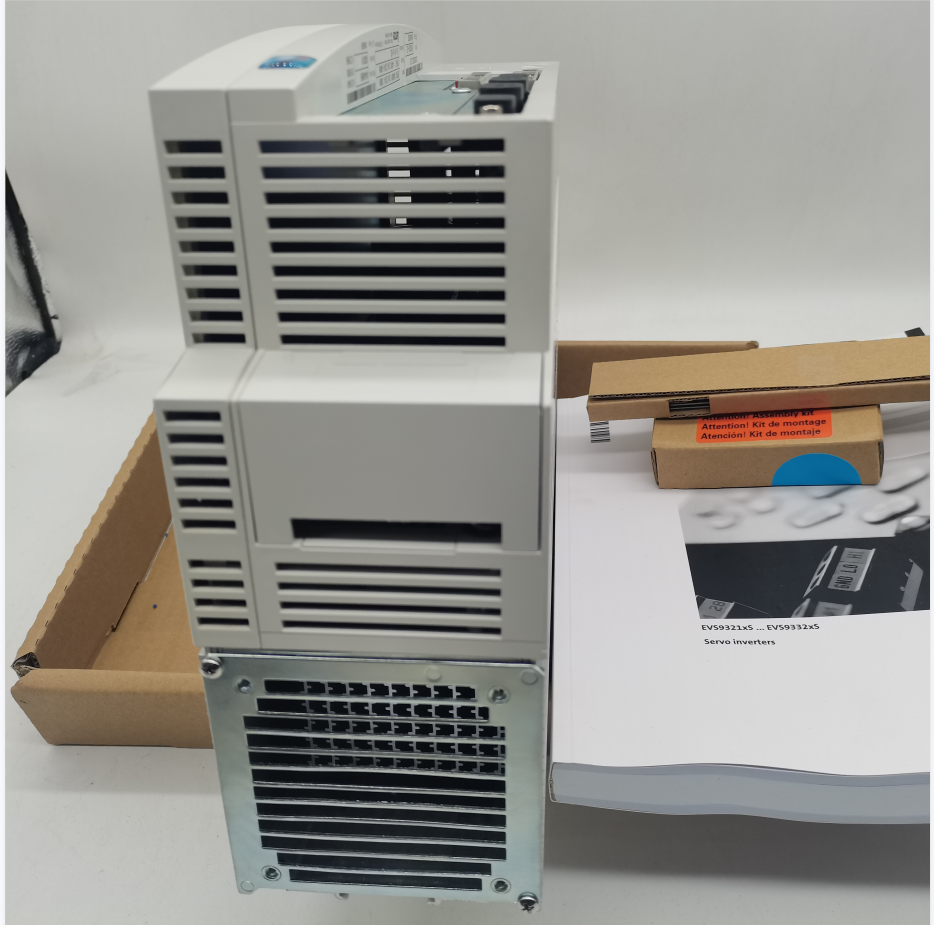 New LENZE EVS9323-EK Inverter